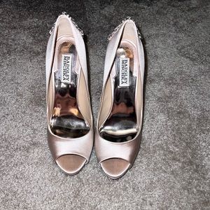 Never worn brand new